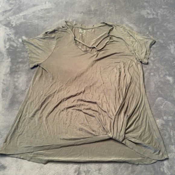 Maurices Tops - 247 by Maurices T-Shirt Women XL Gray Criss Cross Front Casual Everyday Top